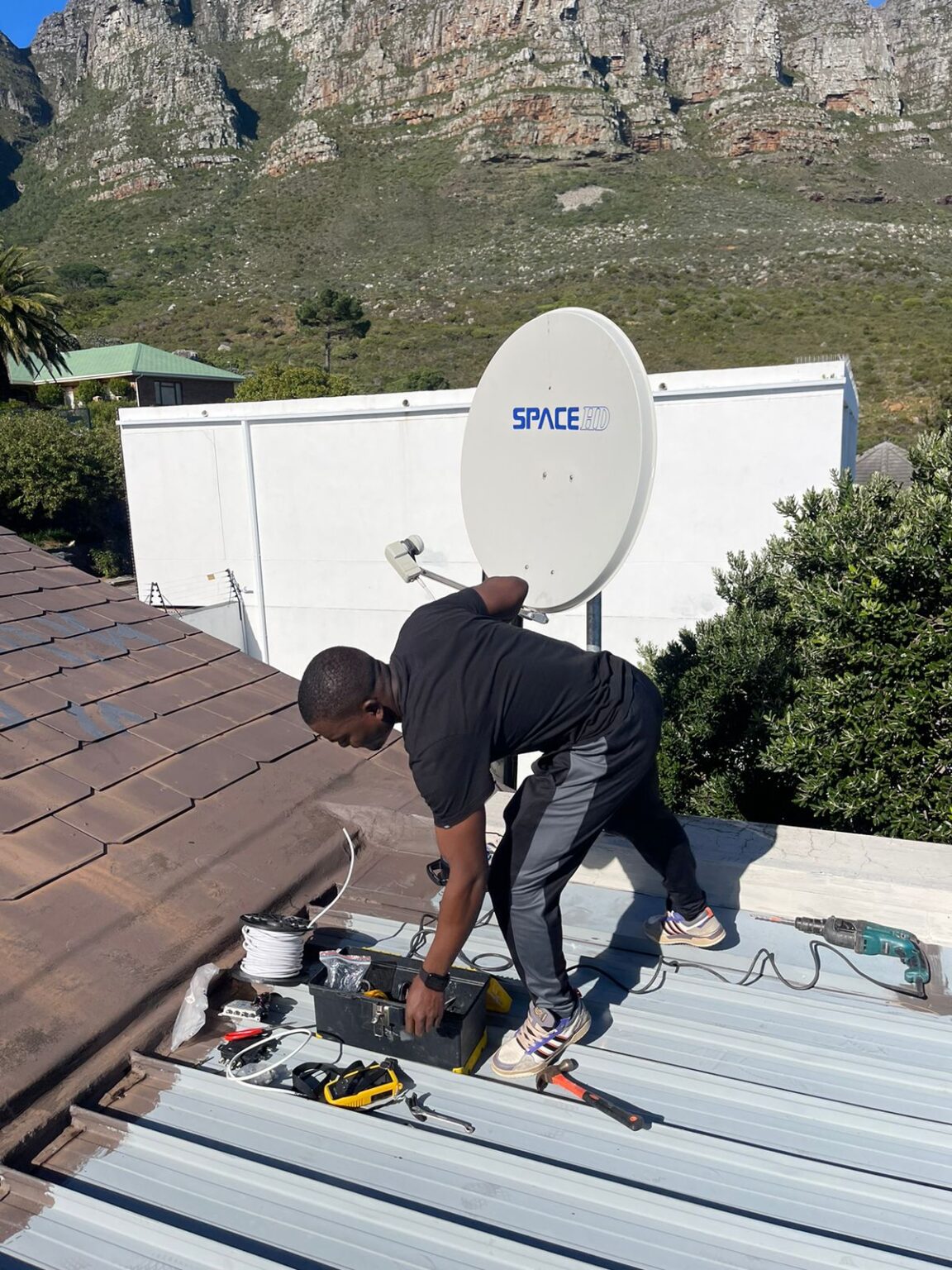 About | Cape DSTV Experts | 📞 087 551 0575